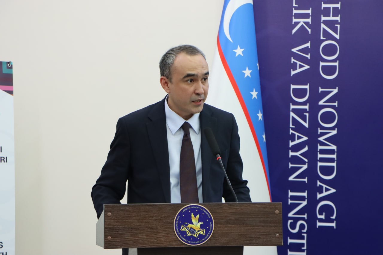 Kamoliddin Behzod nomidagi Milliy rassomlik va dizayn instituti hamda “Science and Innovation” xalqaro ilmiy jurnali hamkorligida “Dizayn — ta'lim va ishlab chiqarish integratsiyasi muammolari va yechimlari” mavzusida xalqaro ilmiy-amaliy anjuman oʻtkazildi