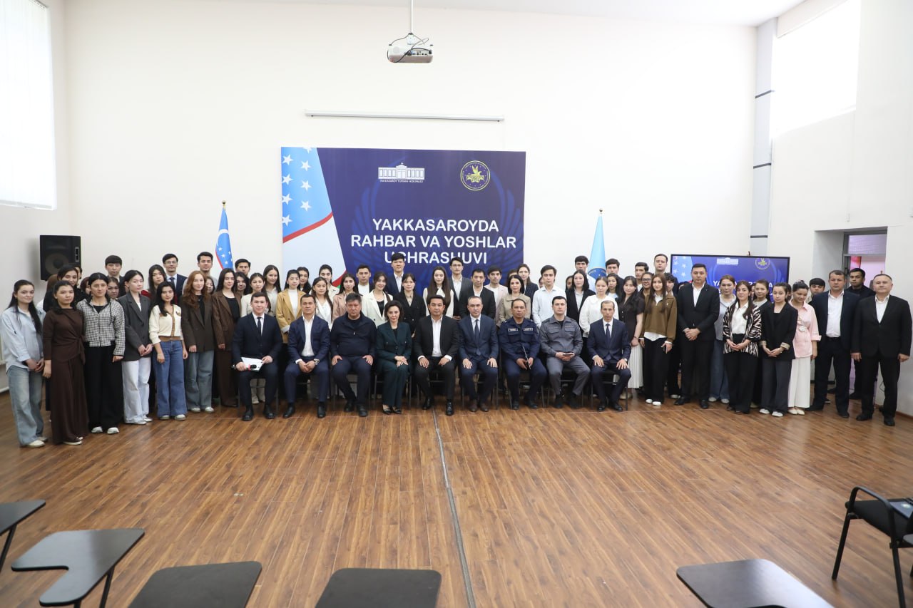 A "Leader and Youth" meeting was held at the Faculty of Design as part of "Youth Day"!