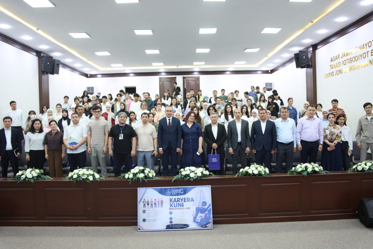 作为“职业日”活动的一部分，卡莫利丁·贝佐德国立美术与设计学院举办了毕业生“领导与青年”座谈会！
