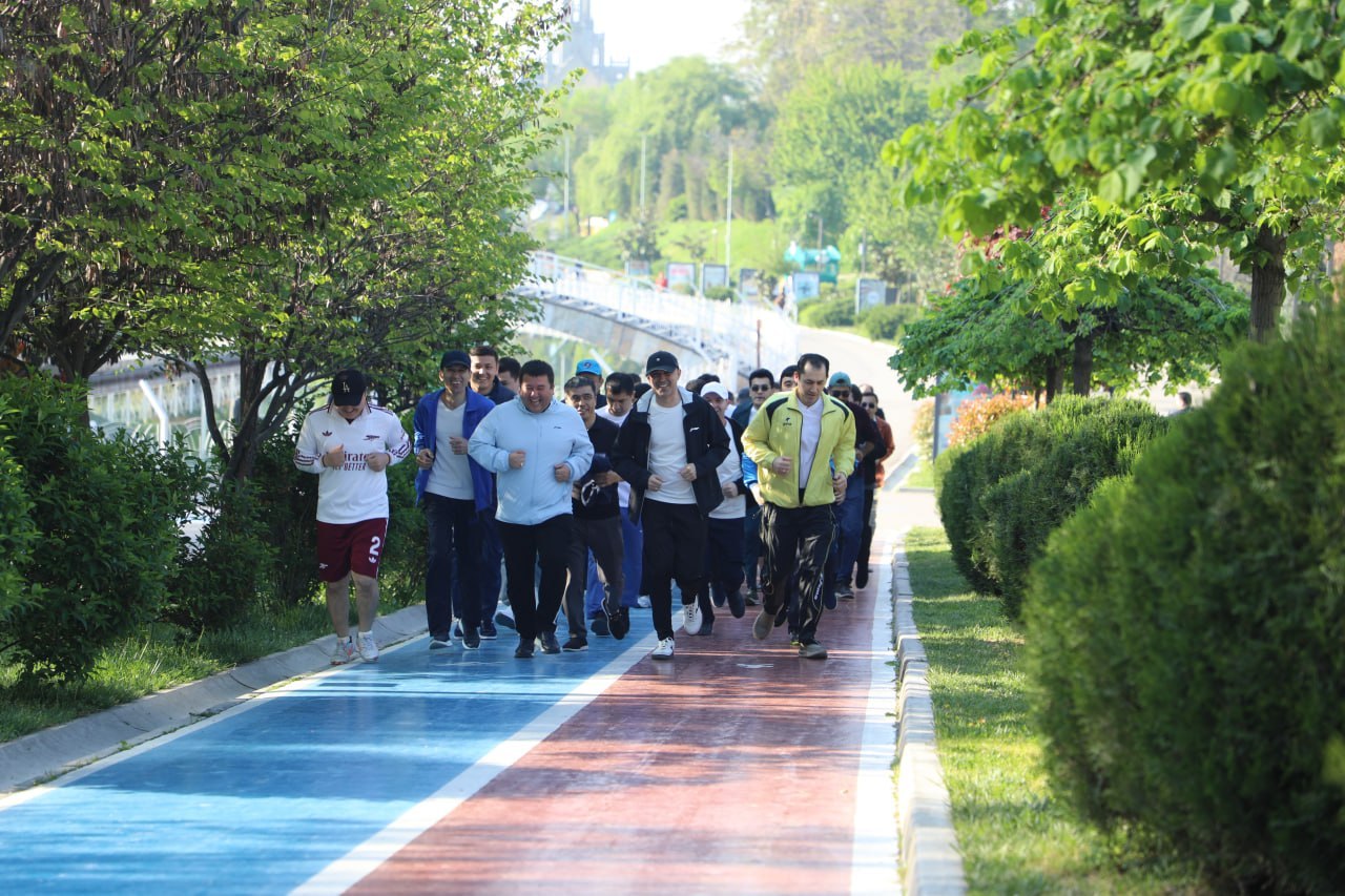 Every Saturday of the week has been declared "Sports Day" at the Kamoliddin Behzod National Institute of Art and Design, and mass physical education classes have begun among the institute's management and employees!