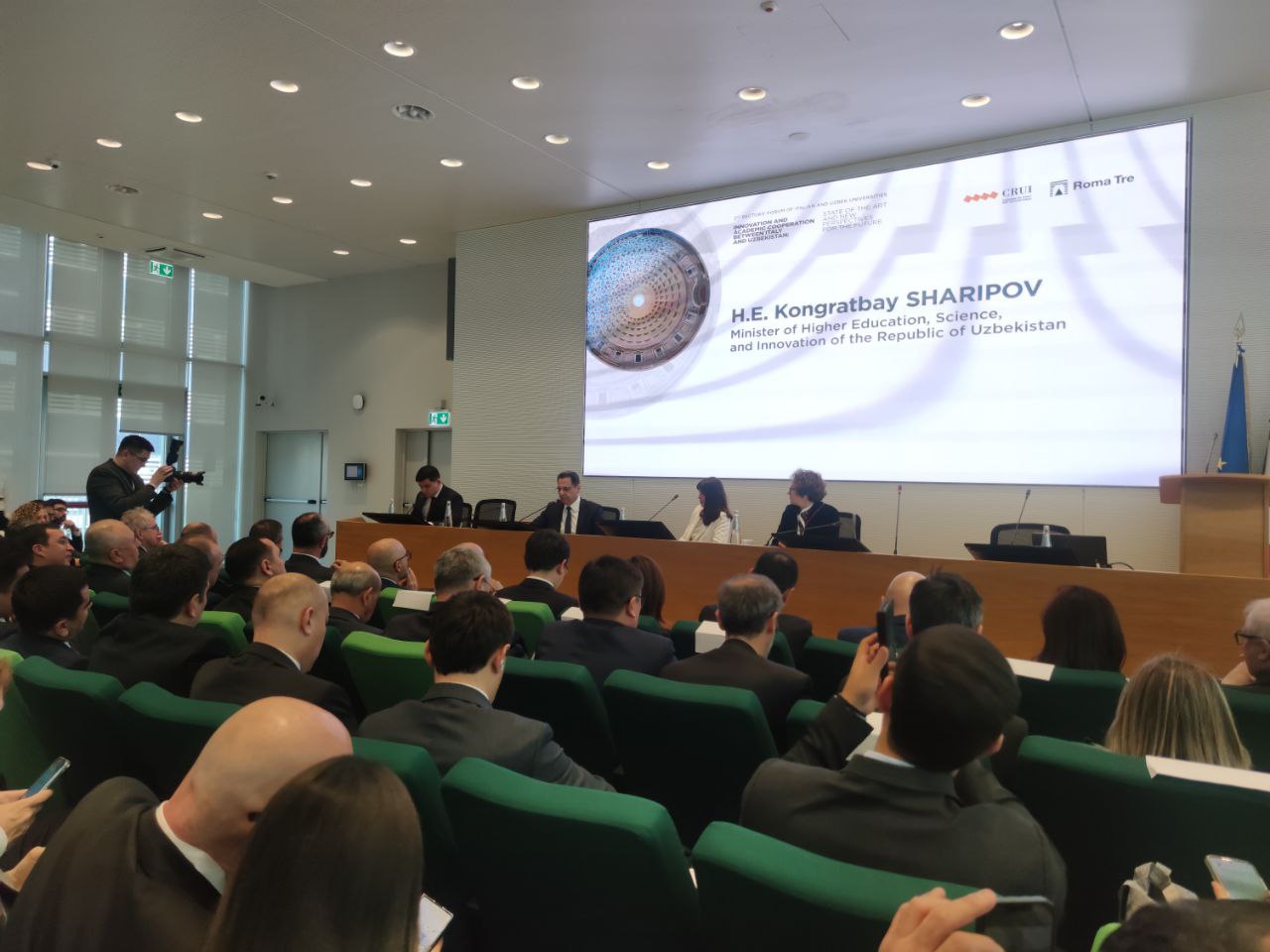 第二届乌兹别克斯坦-意大利大学校长论坛正在意大利罗马举行！