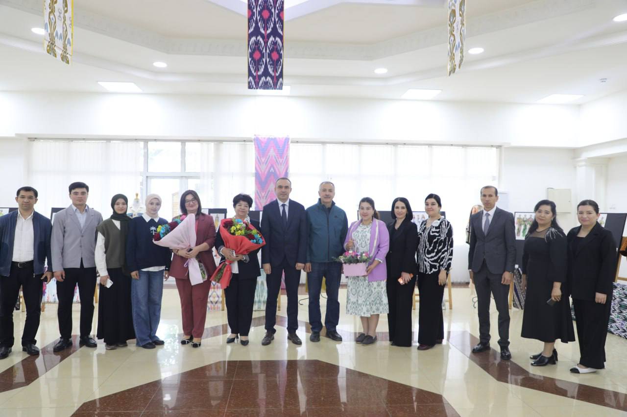 “XXI asrda abrband matolar: moda va stil” nomli “Libos dizayni” kafedrasi o’qituvchisi Mahliyo Xoliqova muallifligidagi ko‘rgazma ochildi!