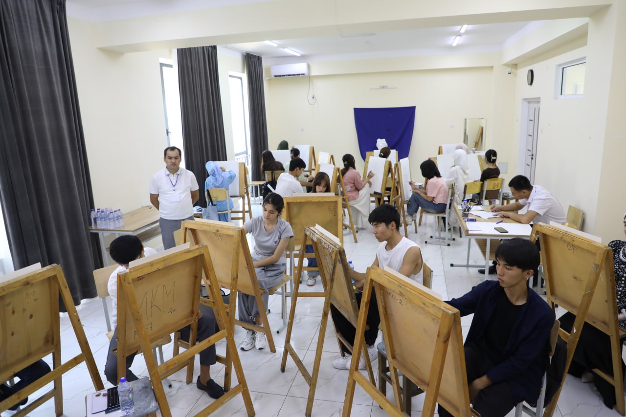 Professional (creative) entrance examinations are continuing at the Kamoliddin Behzod National Institute of Art and Design!