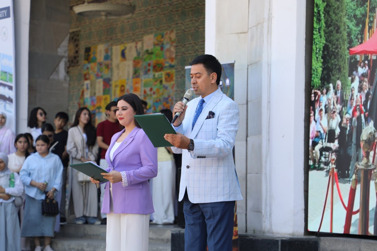 Xalqaro “Tasviriy va amaliy san’at festivali”ning tantanali yopilish marosimida Kamoliddin Behzod nomidagi Milliy rassomlik va dizayn instituti jamoasi munosib taqdirlandi! 