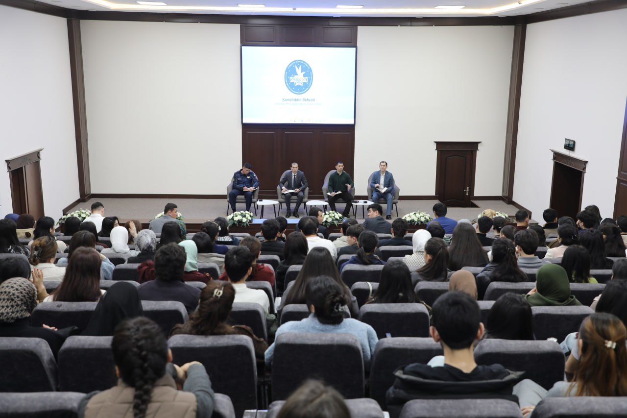 Another open dialogue called "Face to Face" was organized at the Kamoliddin Behzod National Institute of Art and Design with the participation of the institute's leadership and students of the Faculty of Art Studies and Applied Arts!